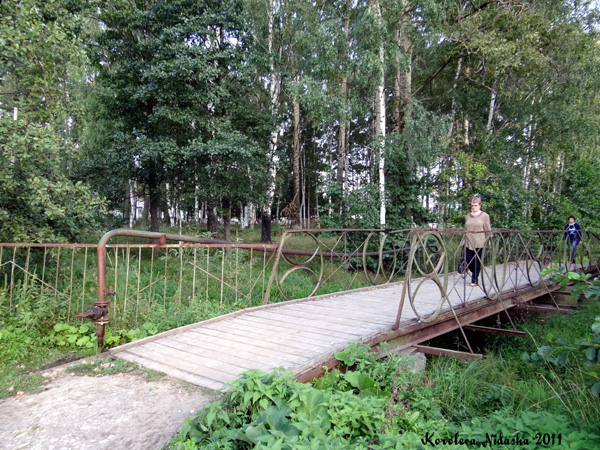 Мост в поселке Иванищи в Гусевском районе Владимирской области фото vgv