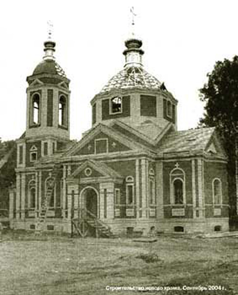 Покровская церковь в с. Анопино в конце 90-х XX века в Гусевском районе Владимирской области фото vgv