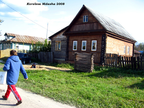 нелегка детская участь: песка много, я один в Камешковском районе Владимирской области фото vgv