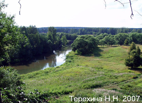 река Киржач у Свято-Благовещенского монастыря в Киржачском районе Владимирской области фото vgv