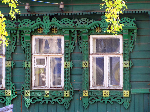Деревянные наличники на Лопатина 10 в Ковровском районе Владимирской области фото vgv