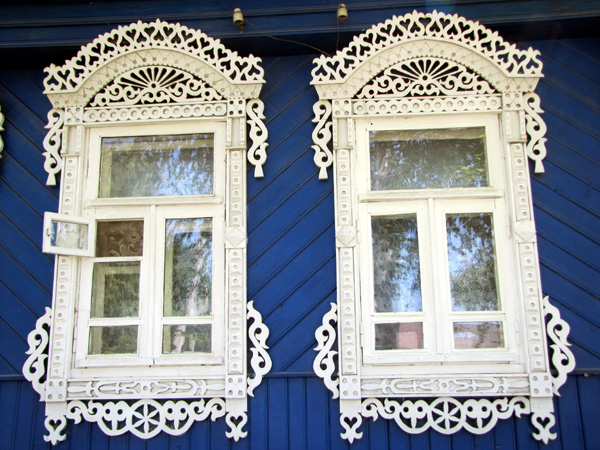 Деревянные наличники на Северной 45 в Ковровском районе Владимирской области фото vgv