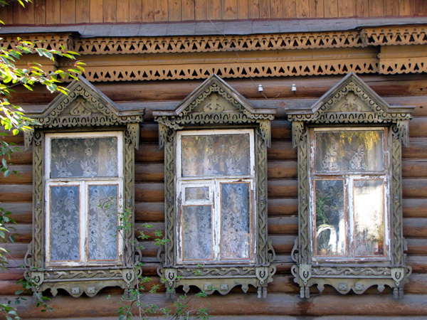 Деревянные наличники на Южной 23 в Ковровском районе Владимирской области фото vgv