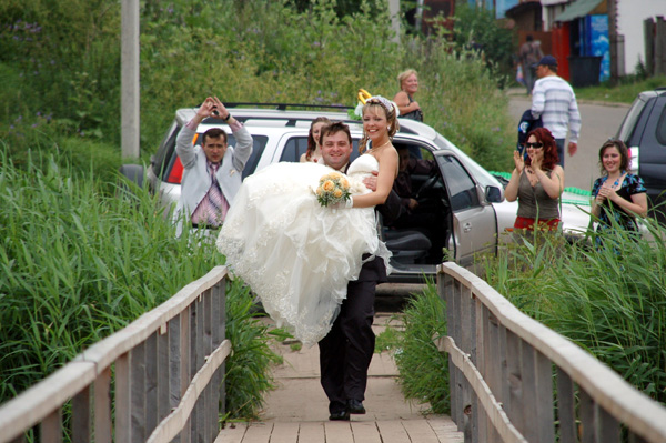 торжественное бракосочетание Ивана Синицина и Ирины Воронцовой 11 июля 2008 года  фото vgv