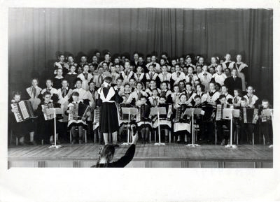 Хоровой ансамбль школы 12 1958 г. в Муромском районе Владимирской области фото vgv