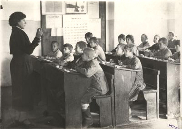 Урок арифметики в школе 1 30-е годы XX века в Муромском районе Владимирской области фото vgv