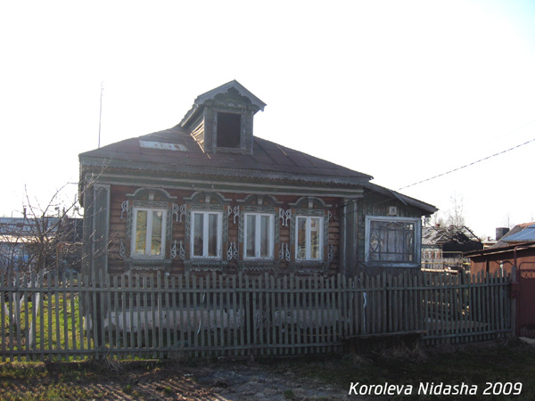 деревянные резные наличники на Гоголя 20 в Собинке в Собинском районе Владимирской области фото vgv