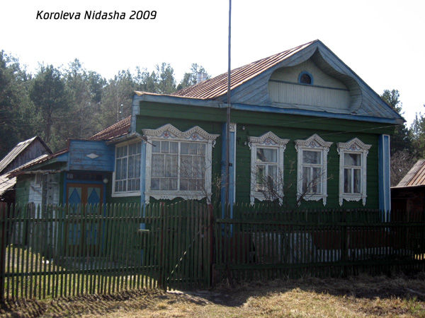 деревянные резные наличники на Красноармейской 39 в Лакинске в Собинском районе Владимирской области фото vgv