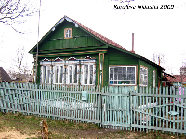 деревянные резные наличники на Советской 9 в Собинке в Собинском районе Владимирской области фото vgv