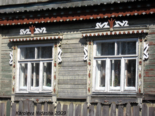 деревянные резные наличники на Текстильной 13 в Собинке в Собинском районе Владимирской области фото vgv