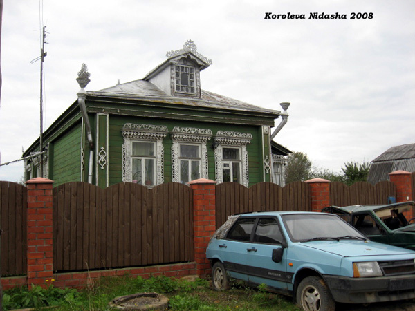 резной слуховое окно на Лесной 13 в Лакинске в Собинском районе Владимирской области фото vgv