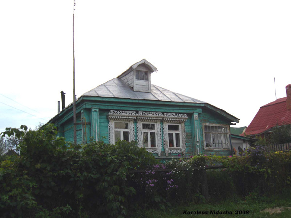 деревянные резные наличники в Лакинске на Овражной 23 в Собинском районе Владимирской области фото vgv