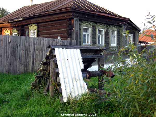 колодец у дома 40 на улице Краснознаменной в Судогде в Судогодском районе Владимирской области фото vgv