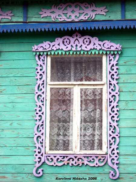 деревянные резные наличники дома 10 на улице Ошмарина в Судогде в Судогодском районе Владимирской области фото vgv