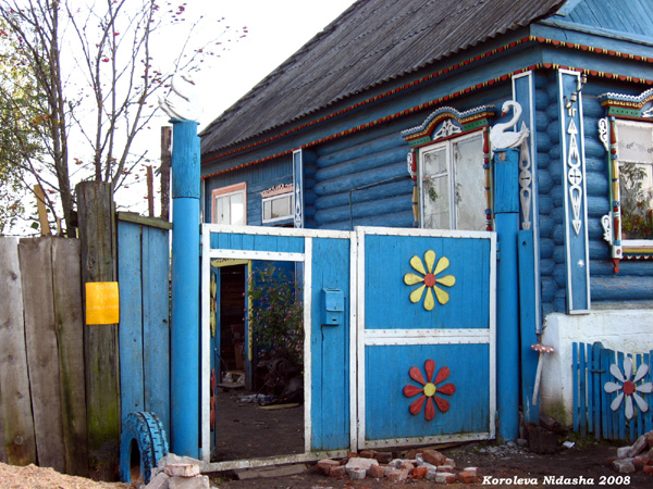 Цветочная калитка в Судогодском районе Владимирской области фото vgv