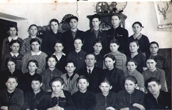 Выпускной класс Мошокской школы 1959 г. в Судогодском районе Владимирской области фото vgv