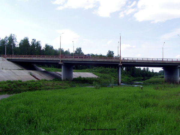 новый мост через речку Судогду на Южной объездной дороге у деревни Исаково в Судогодском районе Владимирской области фото vgv