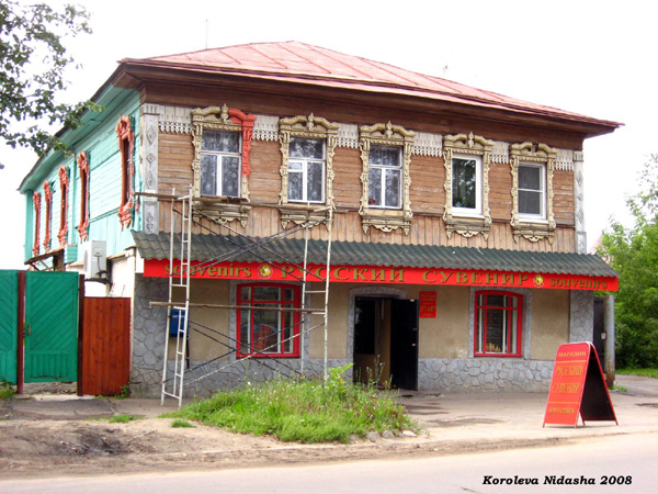 деревянные резные наличники дома 117 по улице Ленина в Суздале в Суздальском районе Владимирской области фото vgv