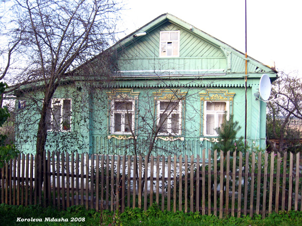 деревянные наличникидома 14 на Подгорной улице в Боголюбово в Суздальском районе Владимирской области фото vgv