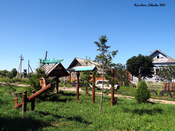 Детская площадка в д. Вильцово в Суздальском районе Владимирской области фото vgv