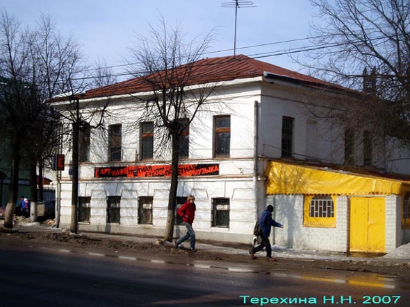 Арт кафе «Ё» на Большой Нижегородской 11 во Владимире фото vgv