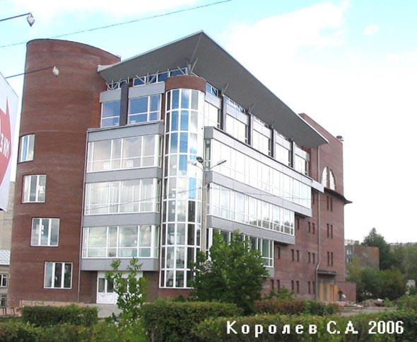 Выставочный зал экспериментальной мебельной фабрики Корвет на Горького 106 во Владимире фото vgv
