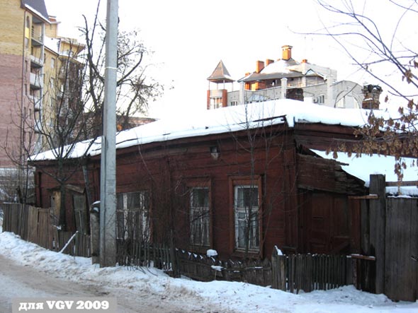 Вид дома 6 по Костерину переулку до сноса в 2015 году во Владимире фото vgv