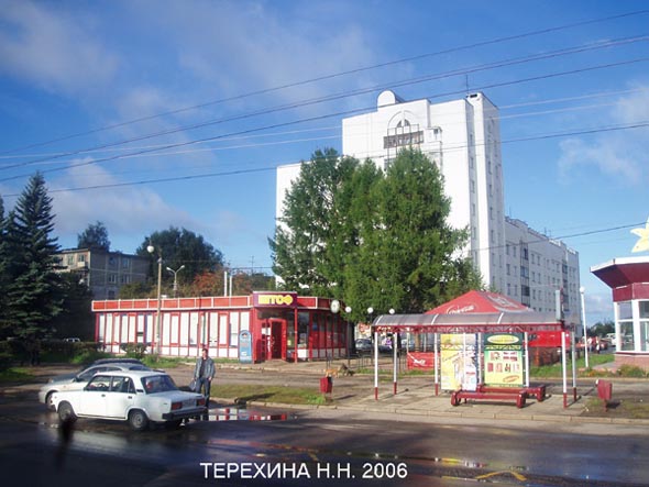 минимаркет у Факела Штоф-14 на проспекте Строителей 22б во Владимире фото vgv
