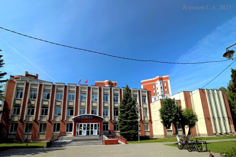 Детская школа искусств N 3 на Суздальском проспекте 11 во Владимире фото vgv
