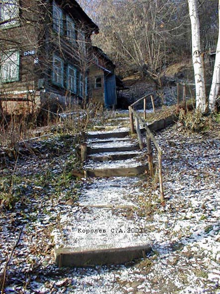 лестница у дома 11а на Урицкого во Владимире фото vgv