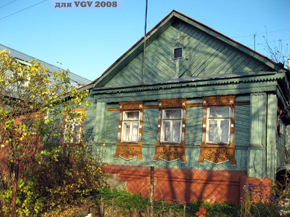 деревянные наличники дома 32 про улице Верезинская во Владимире фото vgv