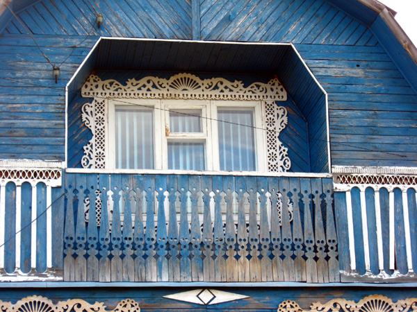 резной балкончик в Камешковском районе Владимирской области фото vgv