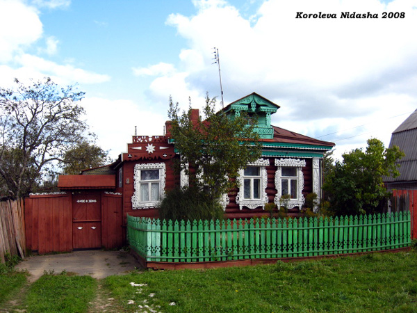 деревянные резные наличники на Калинина 9 в Камешковском районе Владимирской области фото vgv