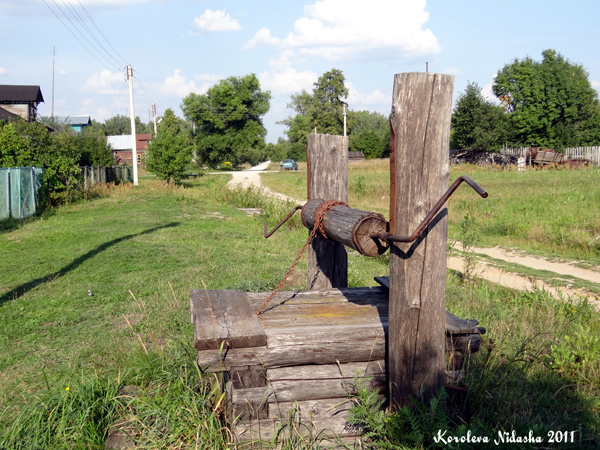 Колодец в деревне Ивишенье в Камешковском районе Владимирской области фото vgv