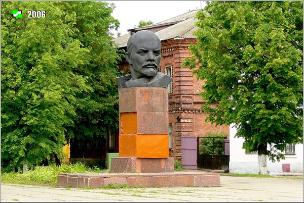 памятник В.И.Ленину в Киржачском районе Владимирской области фото vgv