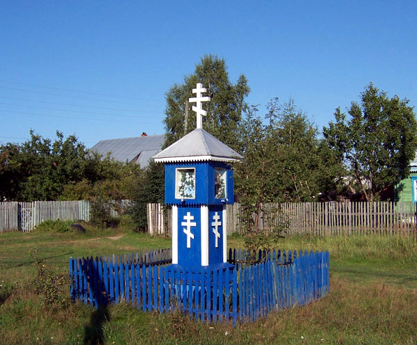 Неизвестная часовня 1990-2005 гг. в Заречье в Киржачском районе Владимирской области фото vgv