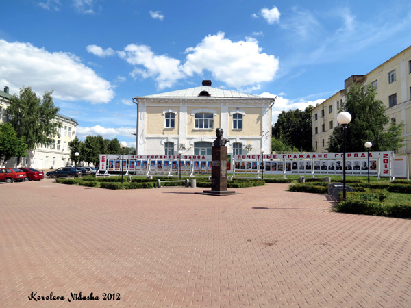 город Кольчугино Мая 1-го площадь в Кольчугинском районе Владимирской области фото vgv