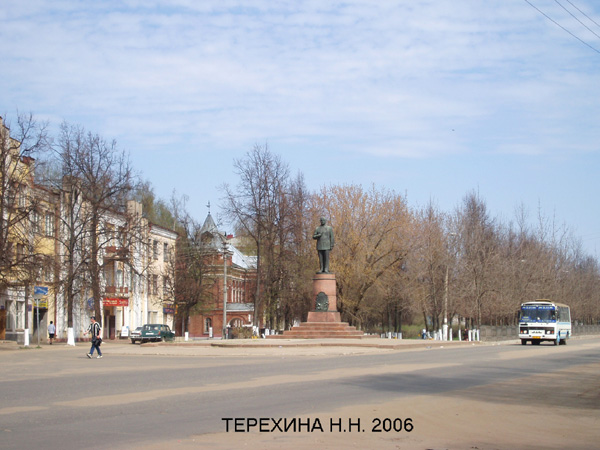 Памятник В.А. Дегтяреву в Ковровском районе Владимирской области фото vgv
