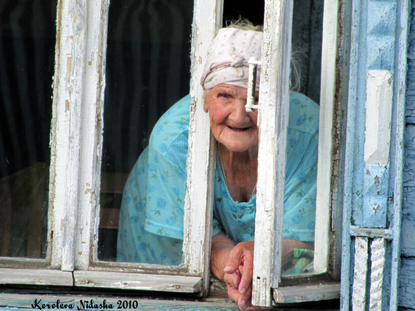 Бабушка с улицы Планерная 12 в Ковровском районе Владимирской области фото vgv