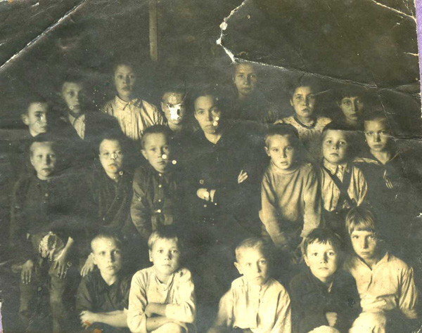 Хольковская начальная школа 1948 год в Меленковском районе Владимирской области фото vgv