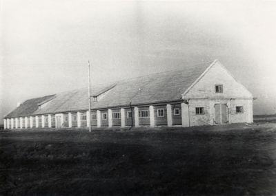 Новое здание скотного двора в животноводческом совхозе Зименки 1951 г. в Муромском районе Владимирской области фото vgv