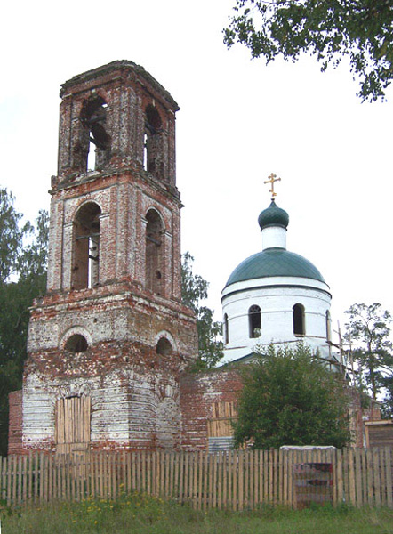 Никольская церковь 1800-1825 гг. в Овчинино в Петушинском районе Владимирской области фото vgv