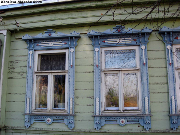 деревянные резные наличники в Лакинске на Первомайском переулке 9 в Собинском районе Владимирской области фото vgv