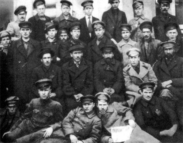 Группа советских работников г Судогда 1918 в Судогодском районе Владимирской области фото vgv