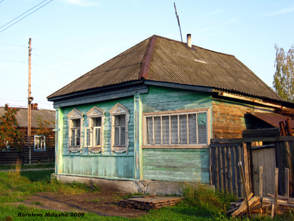 деревянные наличники дома 55 на Красанознаменной улице в Судогодском районе Владимирской области фото vgv