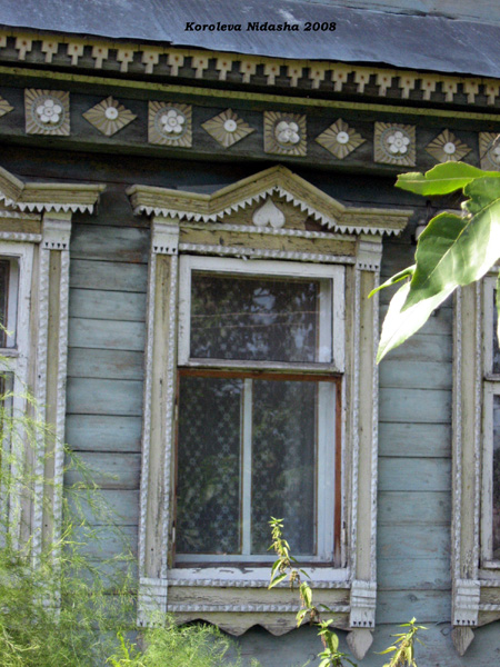 деревянные наличники и элементы отделки здания в Судогодском районе Владимирской области фото vgv