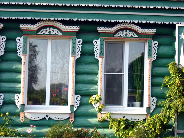 деревянные резные наличники на Первомайской 1б в Судогодском районе Владимирской области фото vgv
