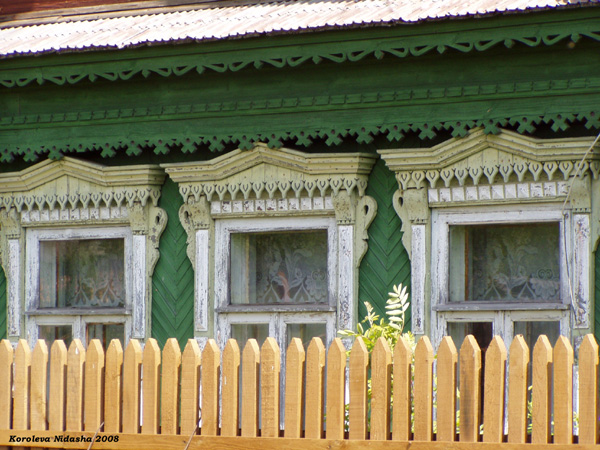 Деревянные наличники в д. Трухачево в Судогодском районе Владимирской области фото vgv