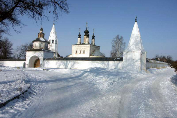 Александровский монастырь в Суздале (1240 г.) в Суздальском районе Владимирской области фото vgv