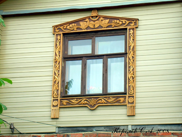 Деревянная резьба в отделке дома, наличники, двери и пр. в Суздальском районе Владимирской области фото vgv